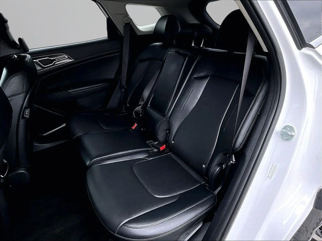 Used 2025 White Kia EX image 26