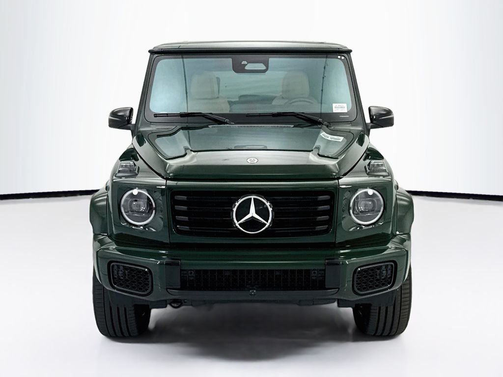 New 2027 MANUFAKTUR Deep Green Mercedes-Benz G 580 image 2