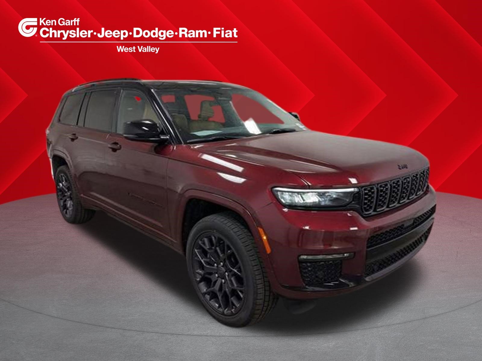 2025 Jeep Grand Cherokee L Summit 4x4's photo