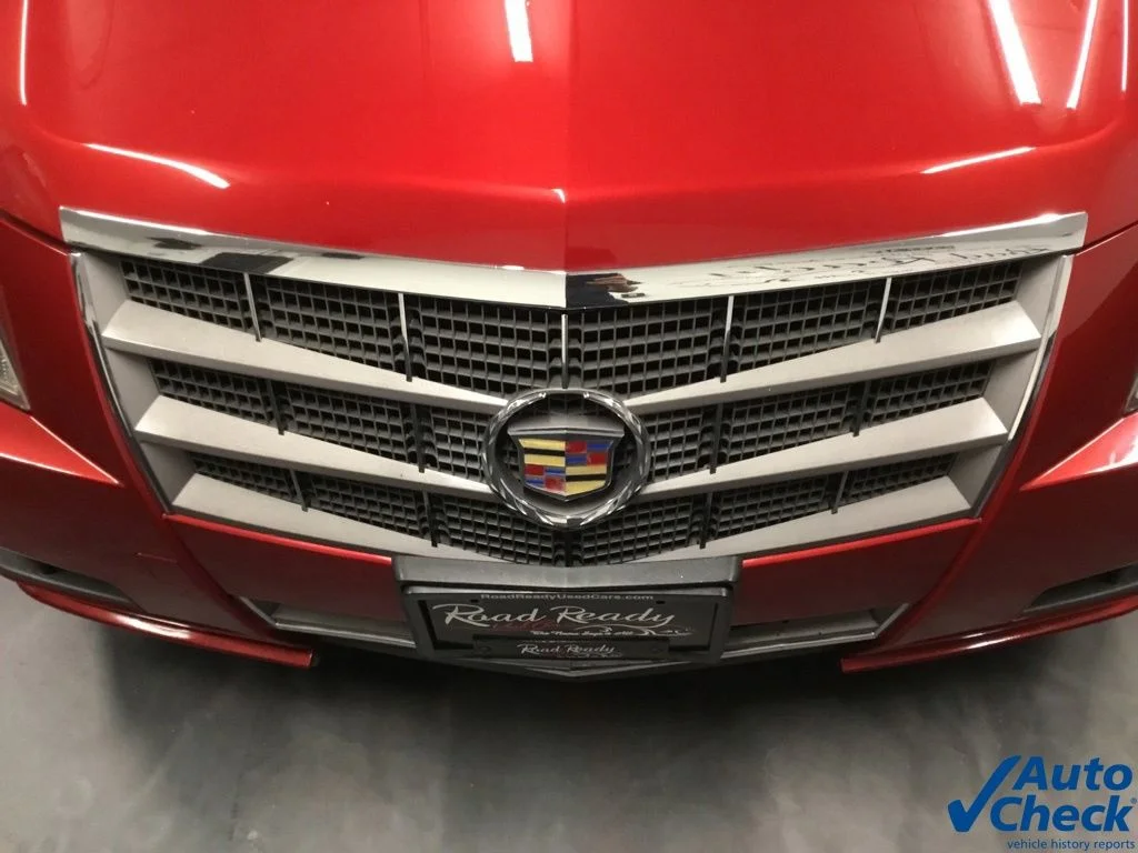 Used 2011 Red Cadillac Luxury image 18