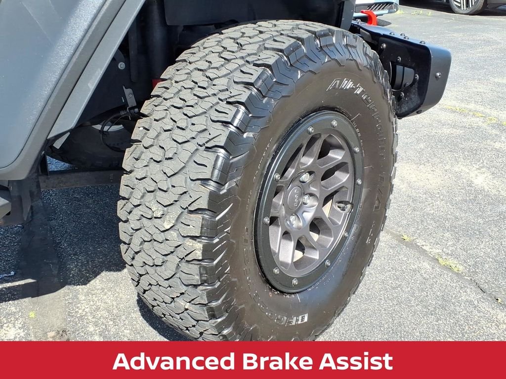 Used 2023 Sting-Gray Clearcoat Jeep Rubicon w/XTREME RECON 35" PKG, POWER TOP & MORE! image 31