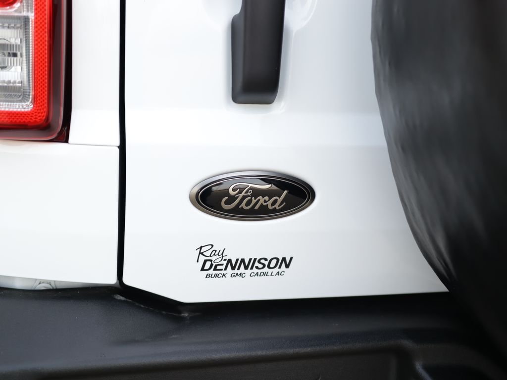 Used 2022 White Ford Base image 31