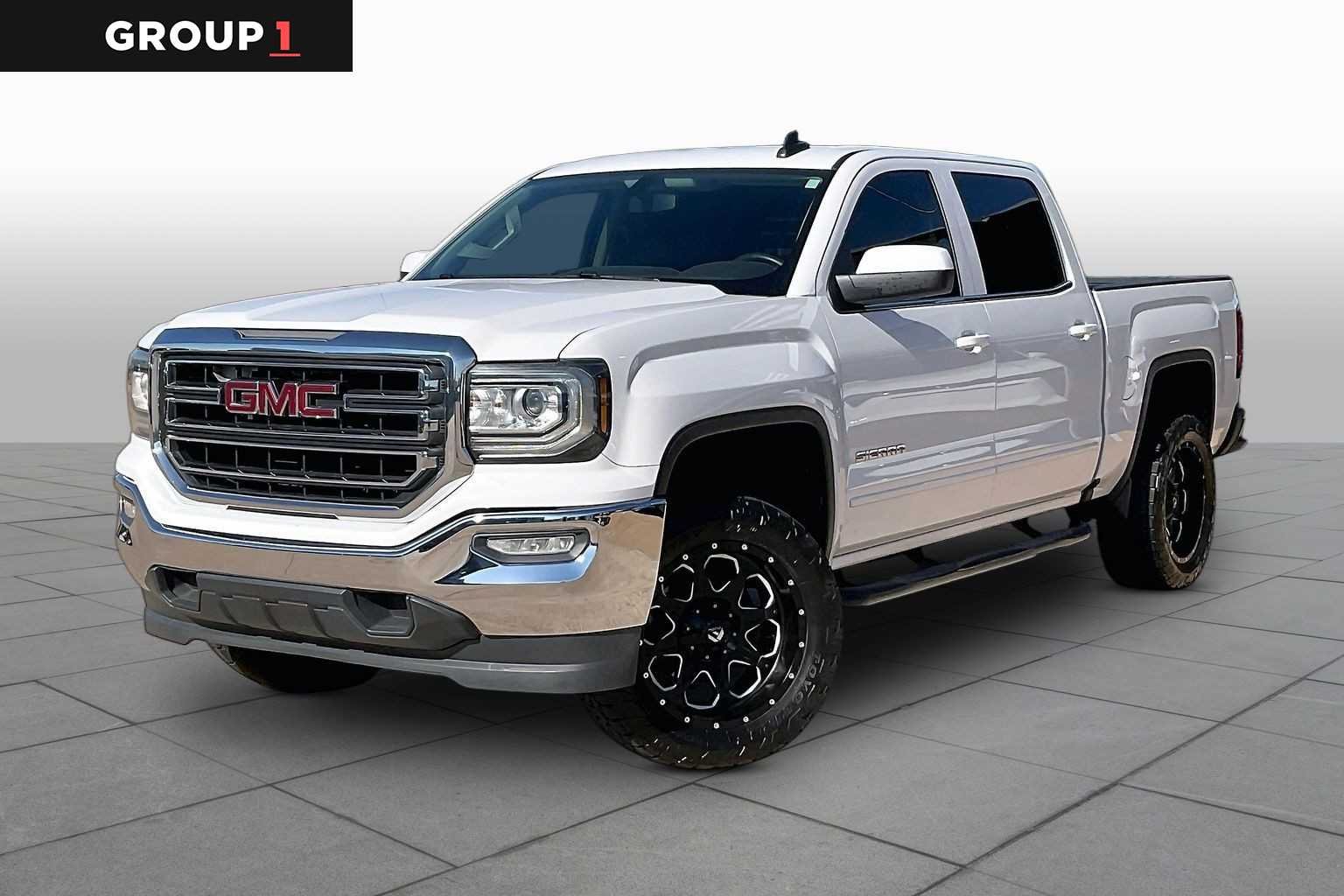 2017 GMC Sierra 2WD Crew Cab Short Box SLE's photo