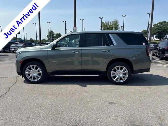 Used 2023 Green Chevrolet High Country image 6