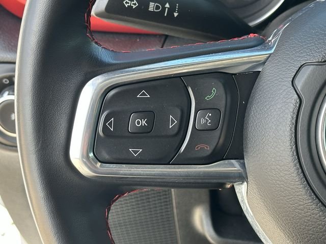 Used 2021 White Jeep Rubicon image 14