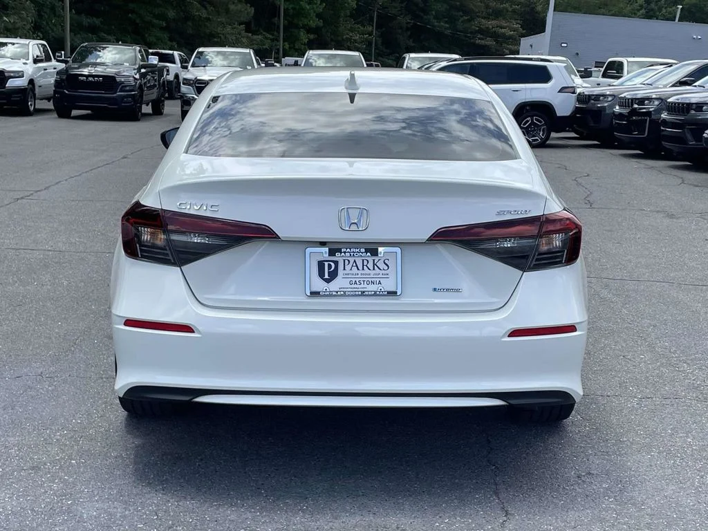 Used 2025  Honda Sport image 7