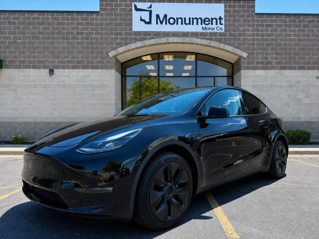 2025 Tesla Model Y Long Range Dual Motor All-Wheel Drive's photo