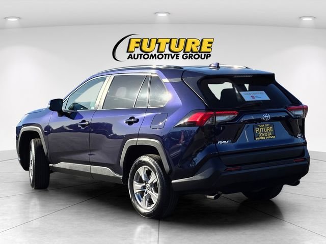 Used 2024  Toyota XLE image 6