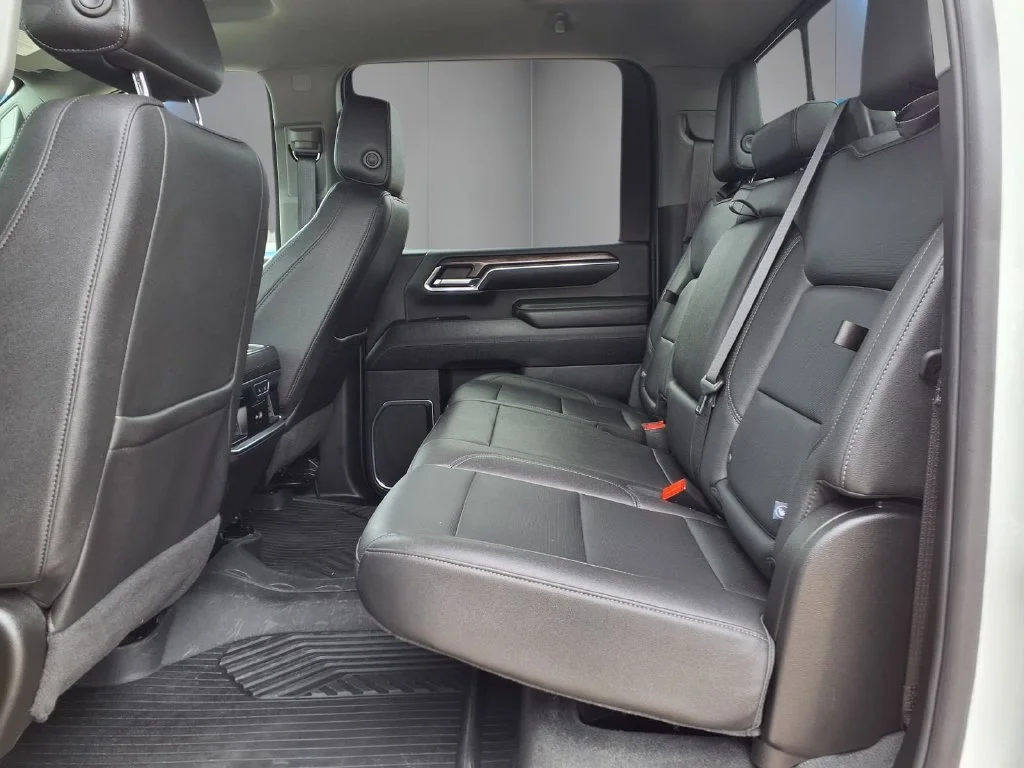 2024 Chevrolet Silverado 2500HD LTZ - Photo 13
