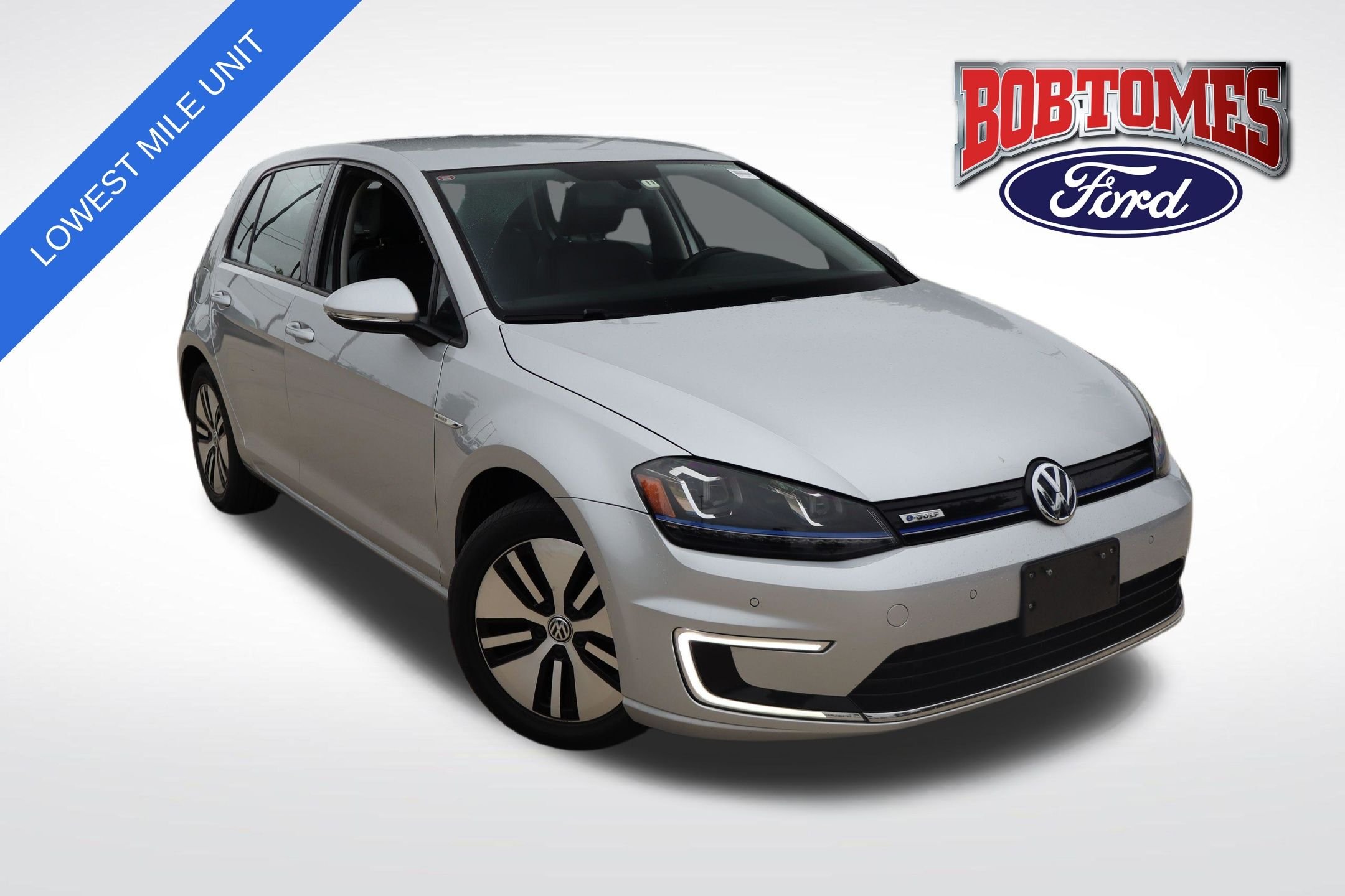 2015 Volkswagen e-Golf e-Golf SEL Premium's photo