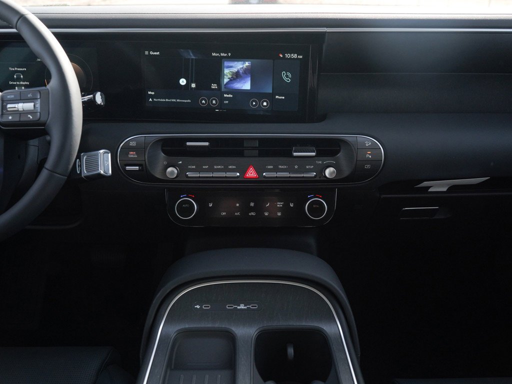 New 2026 Creamy White Pearl Hyundai SEL 7P AWD image 17
