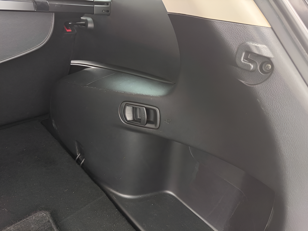 Used 2010 Brilliant Black Mazda s Grand Touring image 34