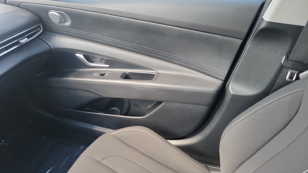 Used 2024 Gray Hyundai SEL image 13