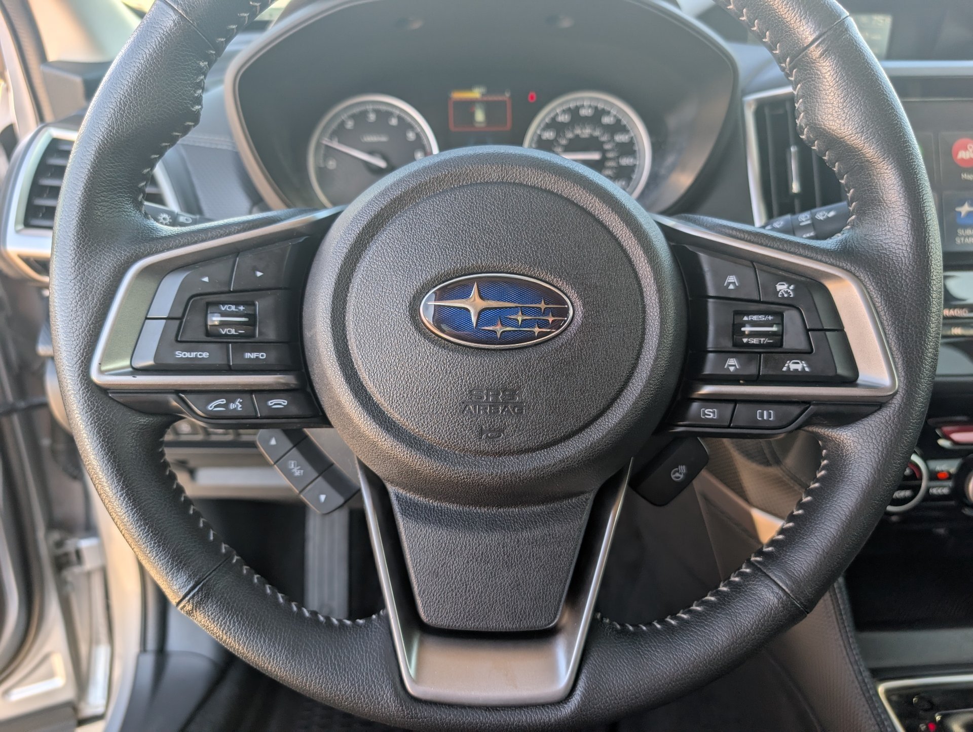 Used 2019 Silver Subaru Limited image 12