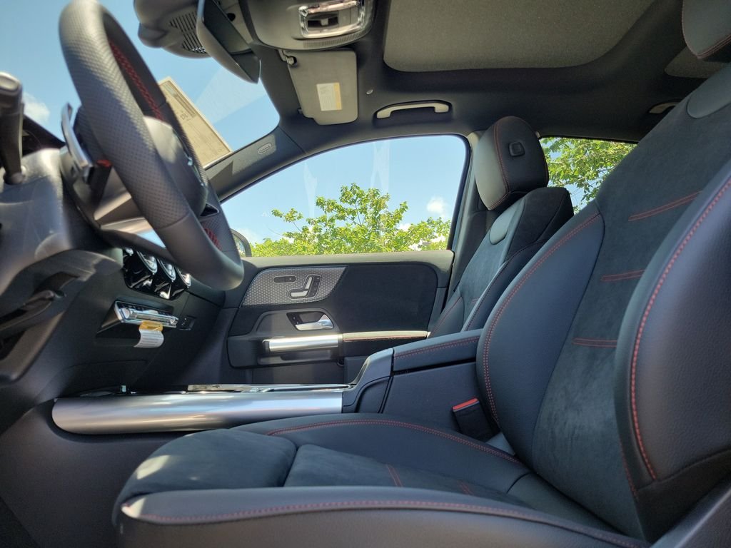 New 2026 Night Black Mercedes-Benz GLA 250 image 21