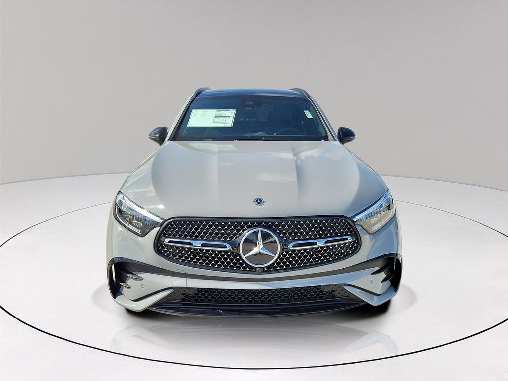 New 2027 MANUFAKTUR Alpine Grey Mercedes-Benz GLC 300 image 2