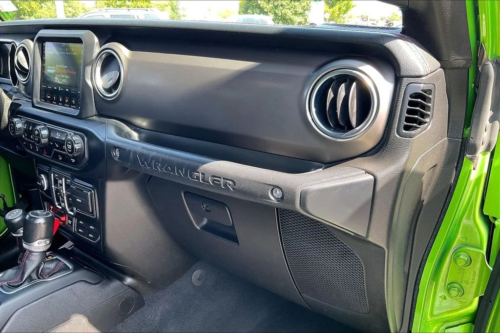 Used 2019 Green Jeep Unlimited Rubicon image 19