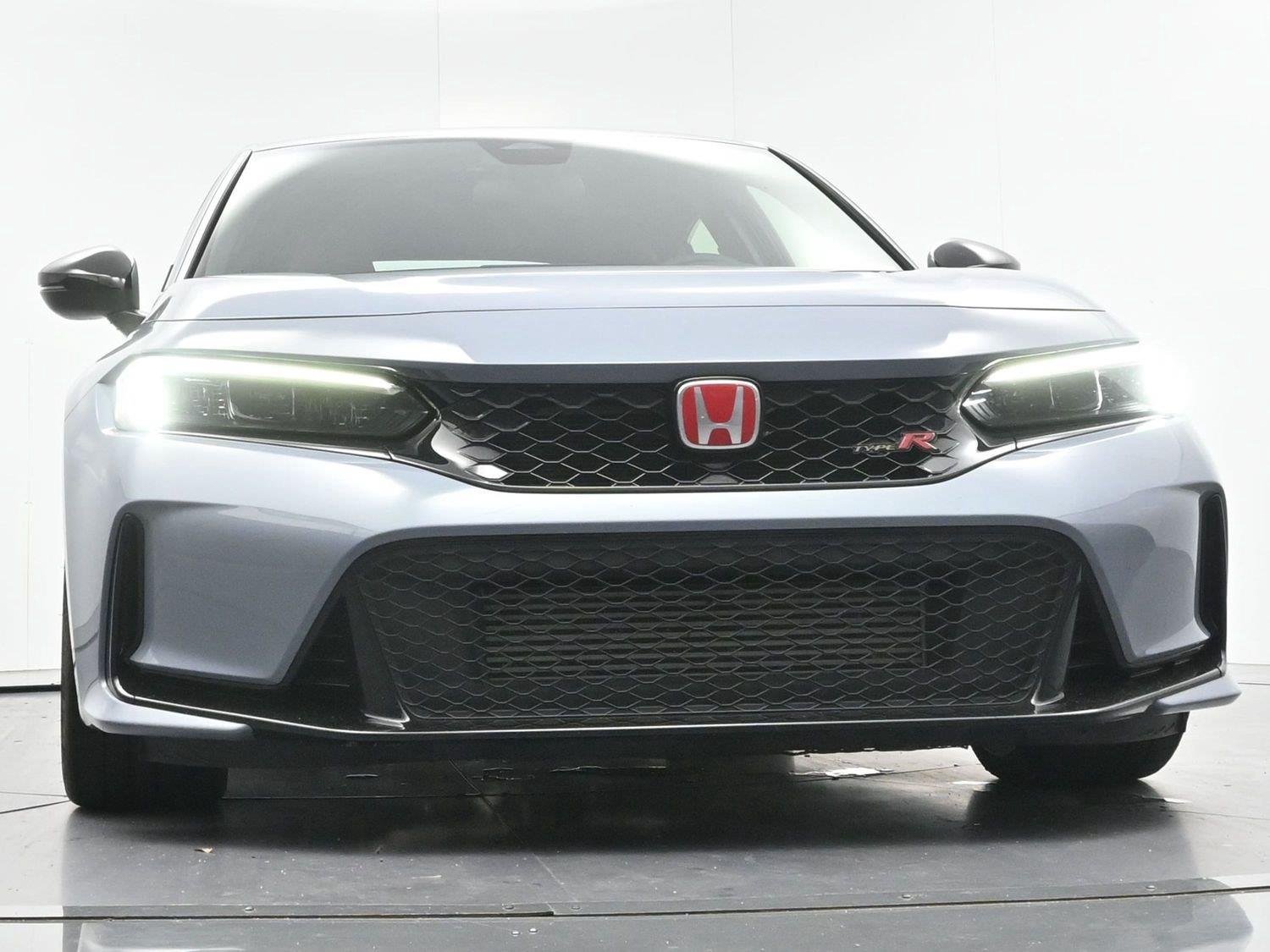Used 2024 Sonic Gray Pearl Honda Type R image 42