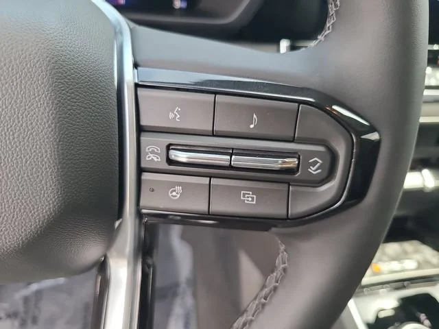New 2026 Summit White Chevrolet Trail Boss image 28