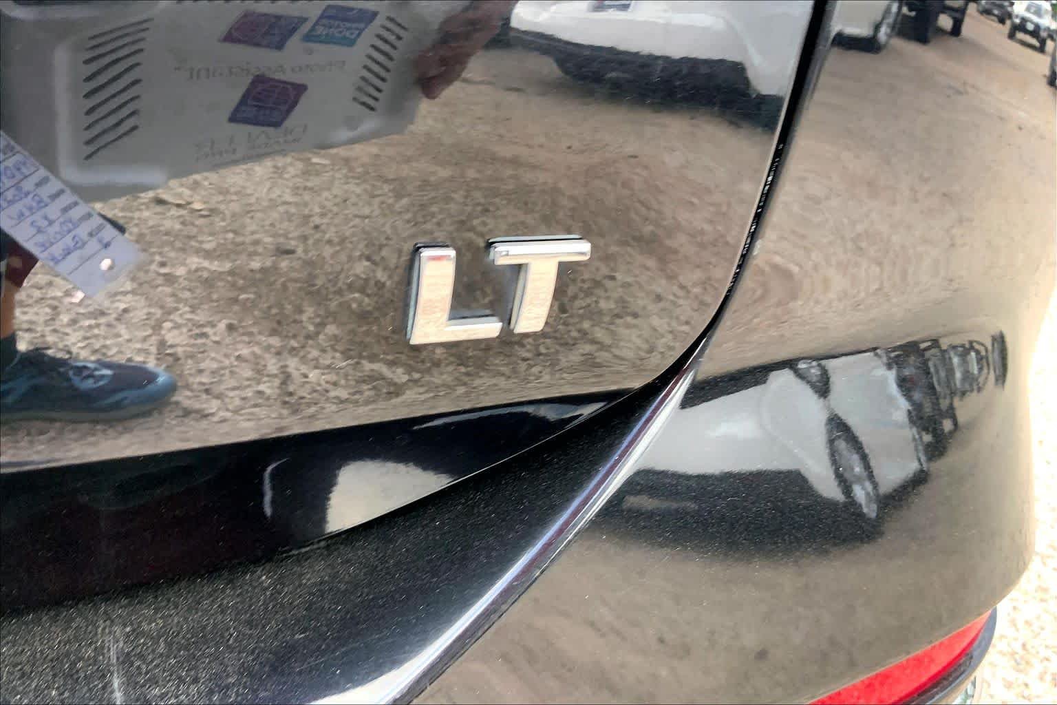Used 2021 Mosaic Black Metallic Chevrolet LT image 10