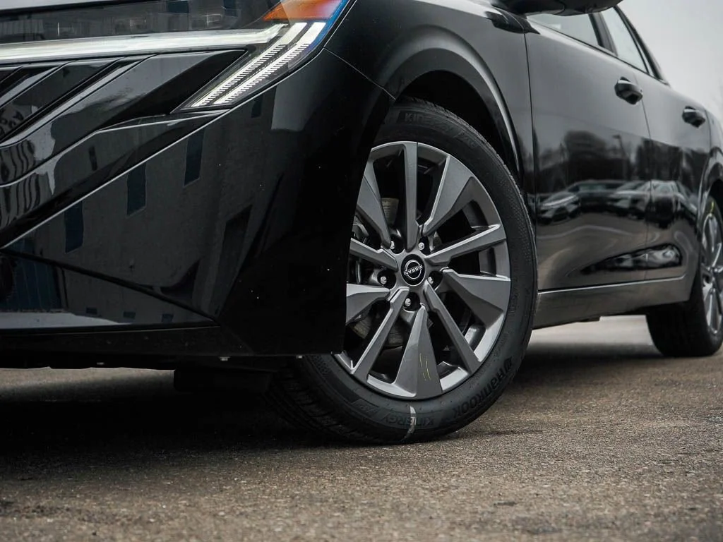 New 2026 Super Black Nissan SL image 6
