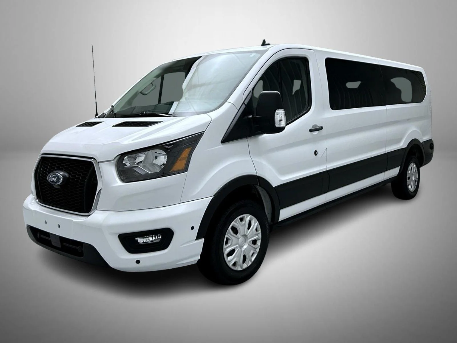 2024 Ford Transit 350 XLT Low Roof Sliding Pass. 148's photo