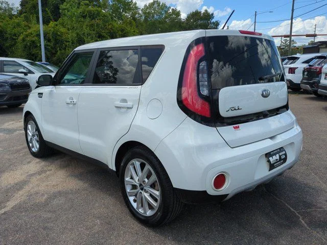 Used 2019 White Kia Plus image 7