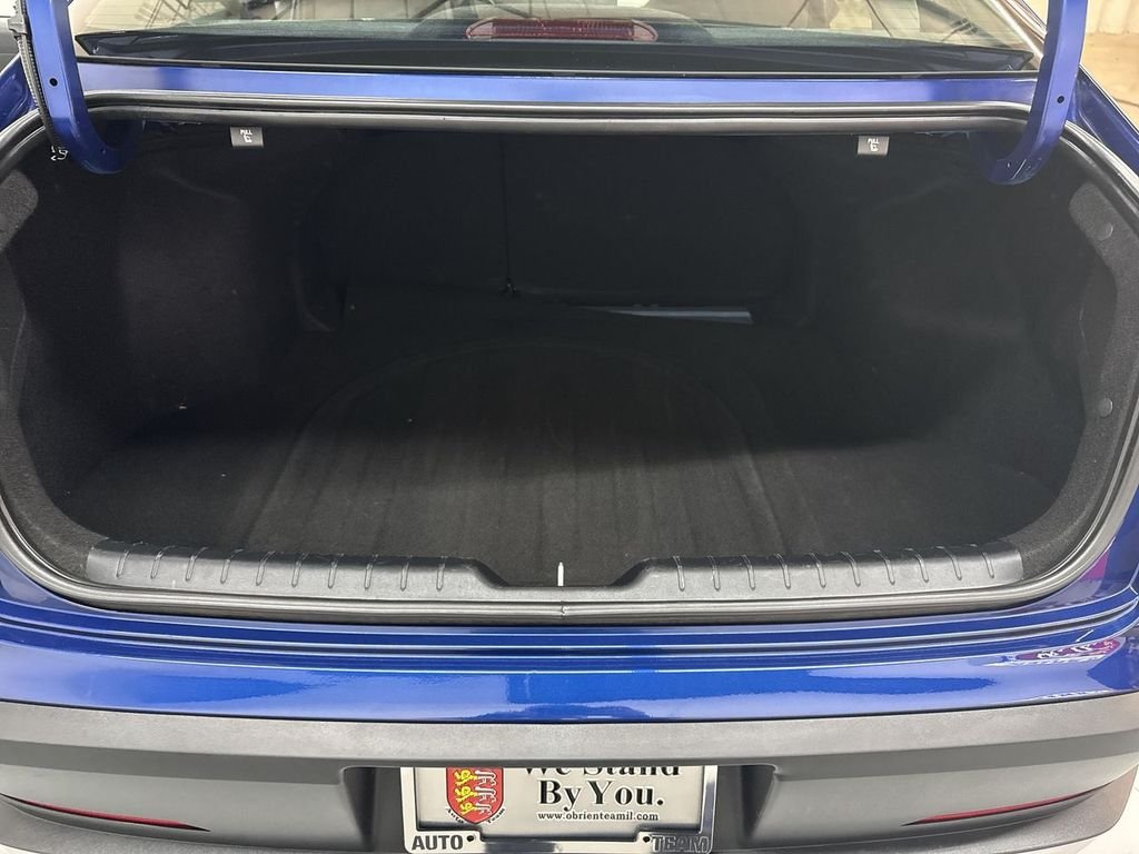 Used 2025 Deep Sea Blue Kia LXS image 12