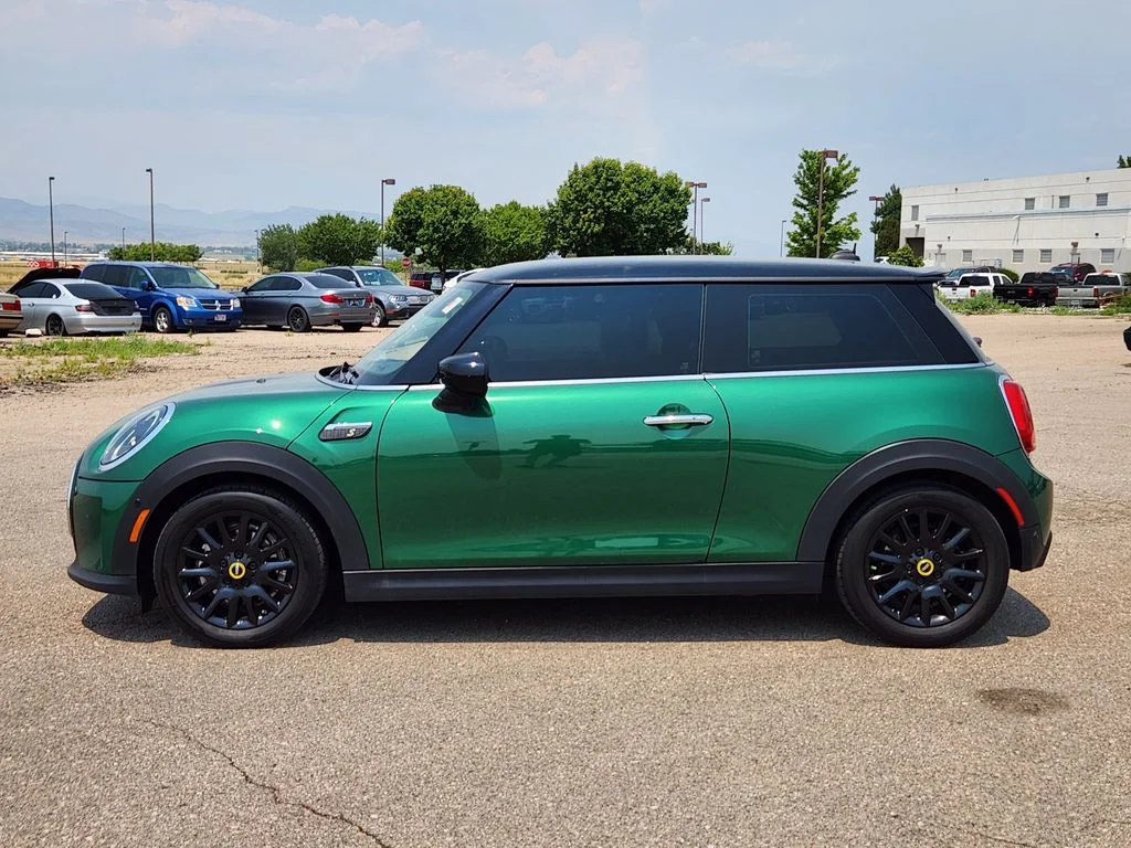 Certified 2022 MINI Hardtop 2 Door SE with VIN WMW13DJ0XN2R35682 for sale in Loveland, CO