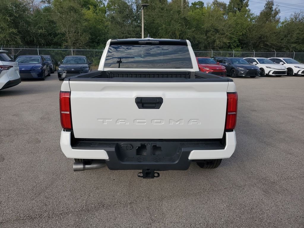 2025 Toyota Tacoma SR5 - Photo 6