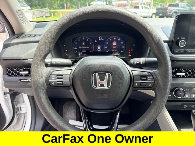 Used 2023  Honda EX image 16