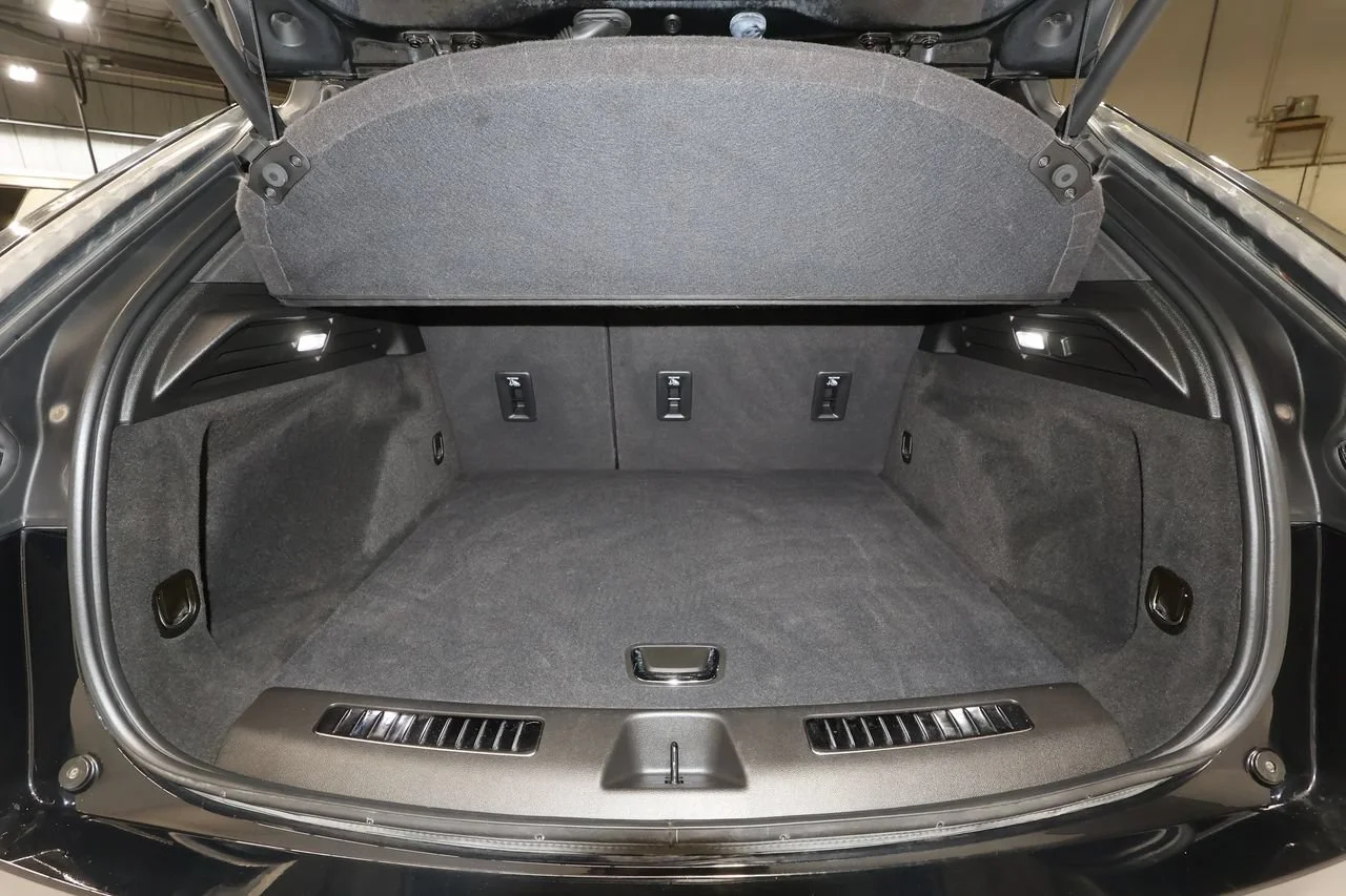 Used 2022 Stellar Black Metallic Cadillac Sport image 25