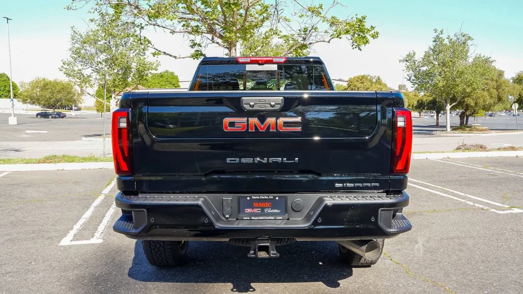 2026 GMC Sierra 2500HD Denali - Photo 12