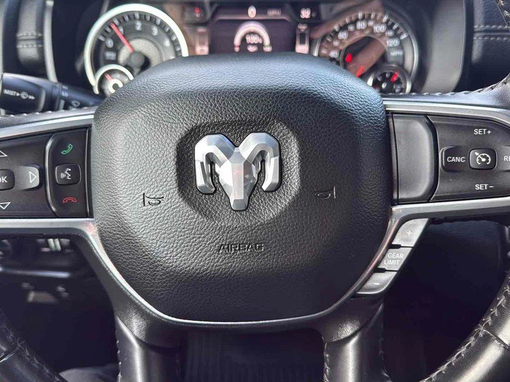 2022 RAM Ram 1500 Pickup Laramie - Photo 24