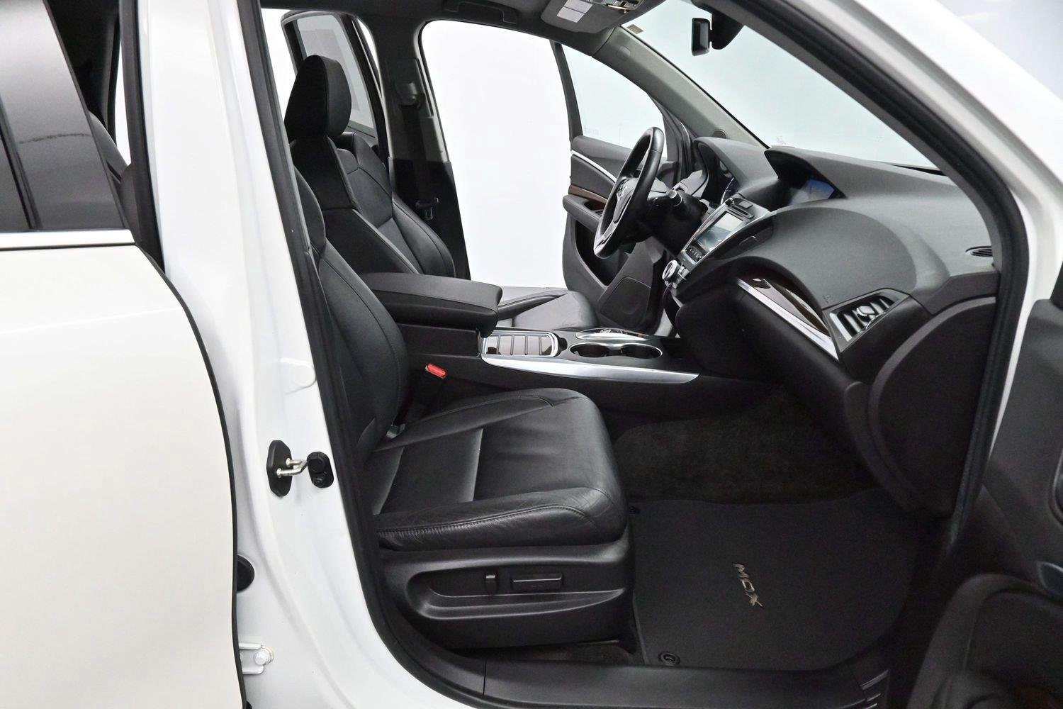 Used 2018 White Diamond Pearl Acura w/Technology Pkg image 40