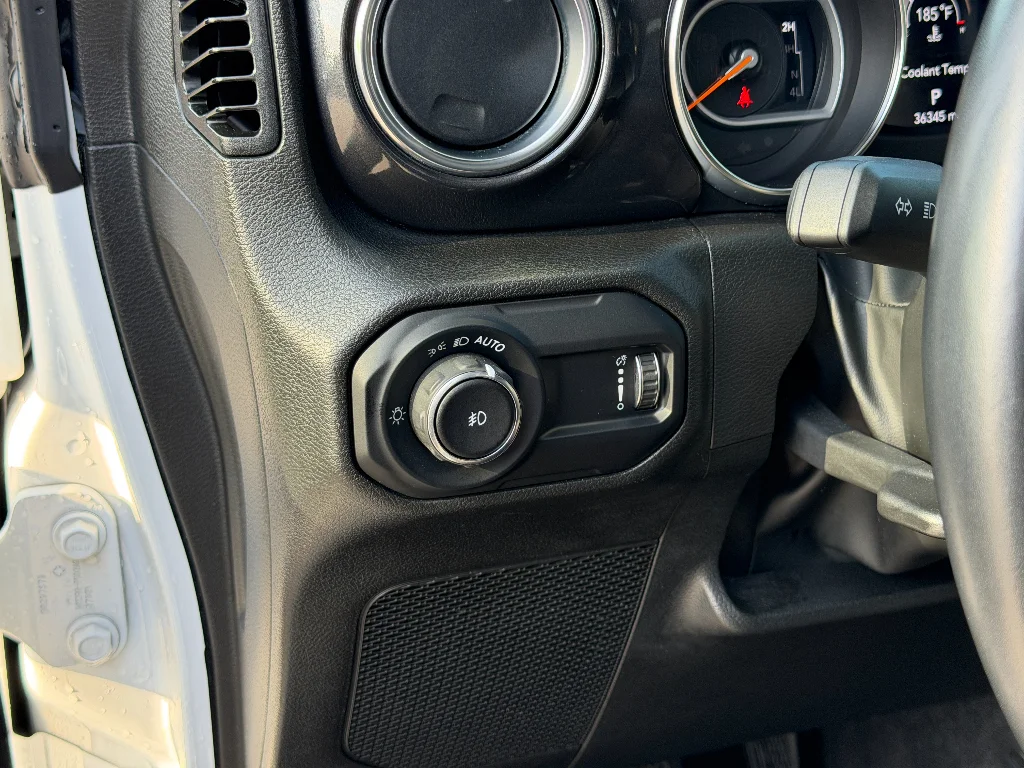 Used 2023 Bright White Jeep Sahara Altitude image 24