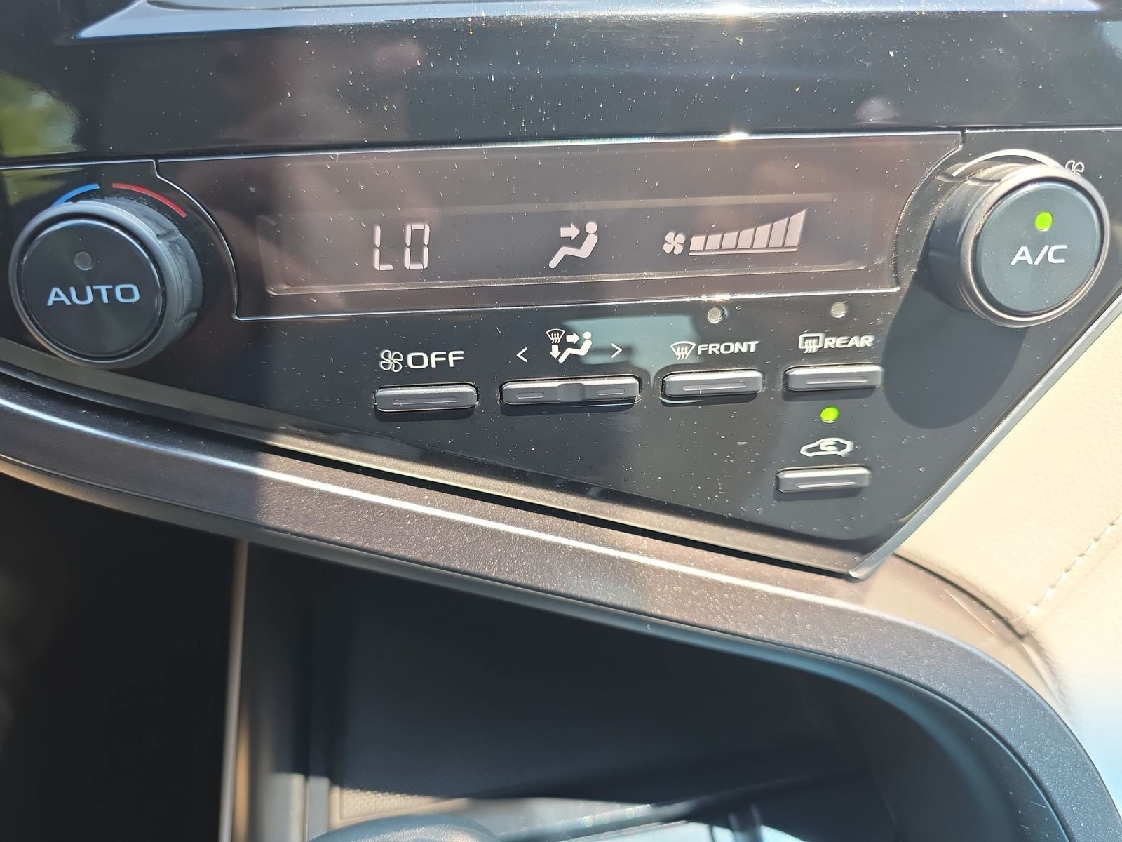 Used 2018 Blue Toyota SE image 23