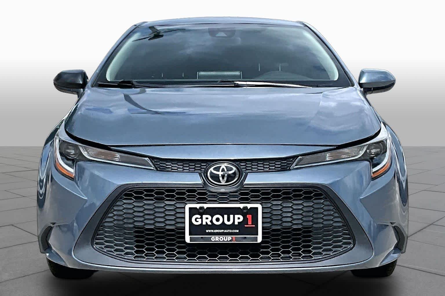 Used 2020 Celestite Toyota LE image 4