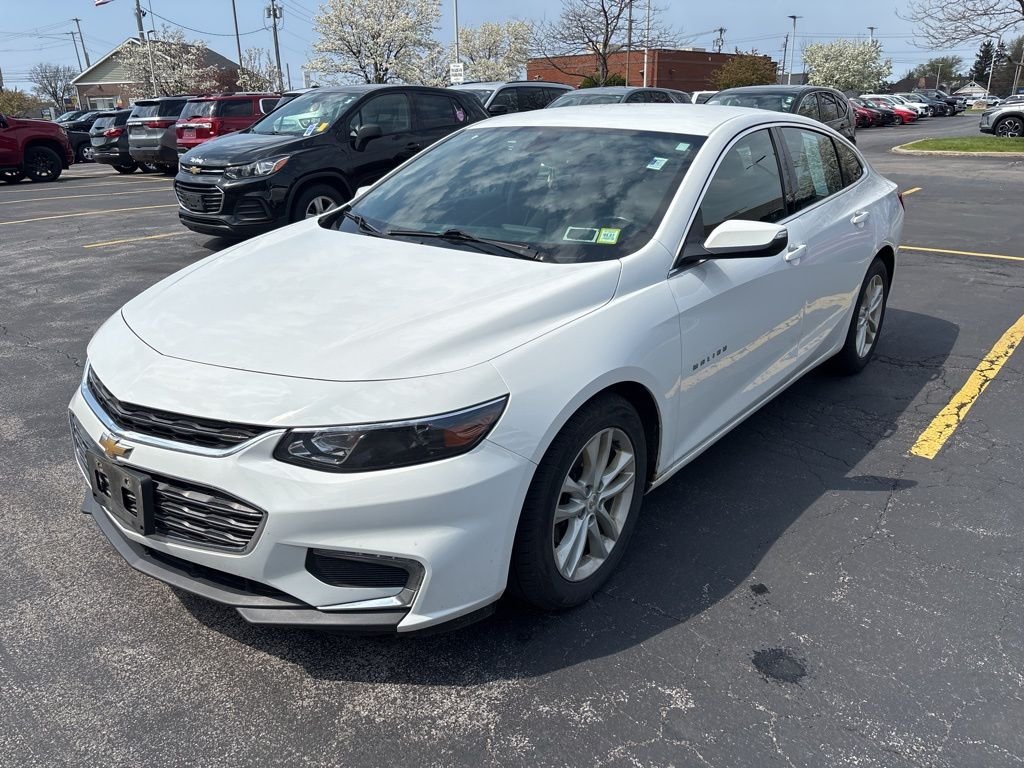 Used 2018 Chevrolet Malibu 1LT with VIN 1G1ZD5ST9JF162295 for sale in Hamburg, NY