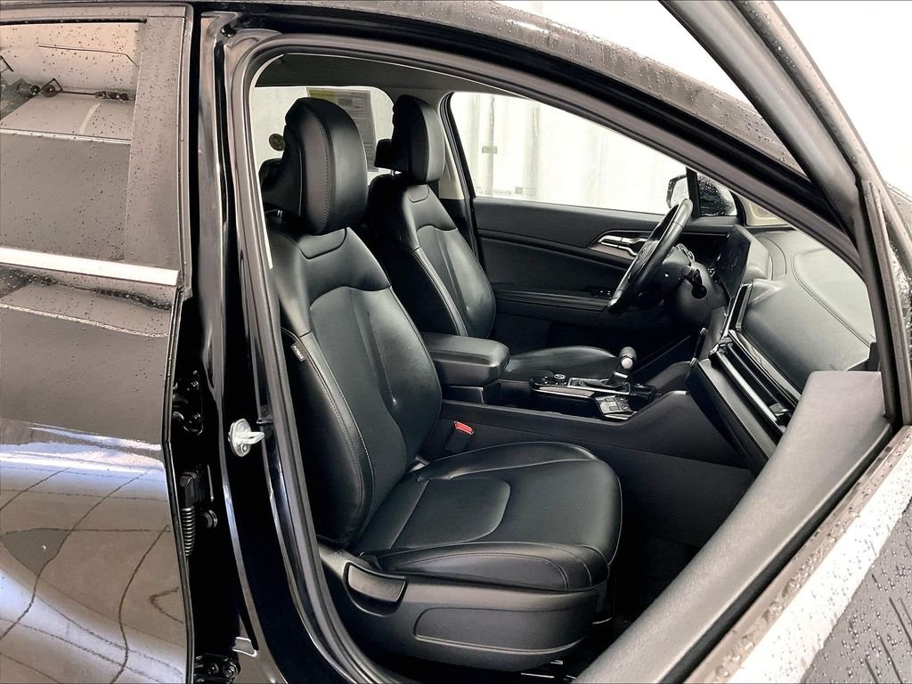 Used 2024 Ebony Black Kia EX image 11