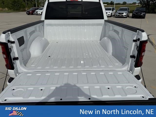 New 2026 Bright White Clear-Coat Exterior Paint RAM Big Horn image 7