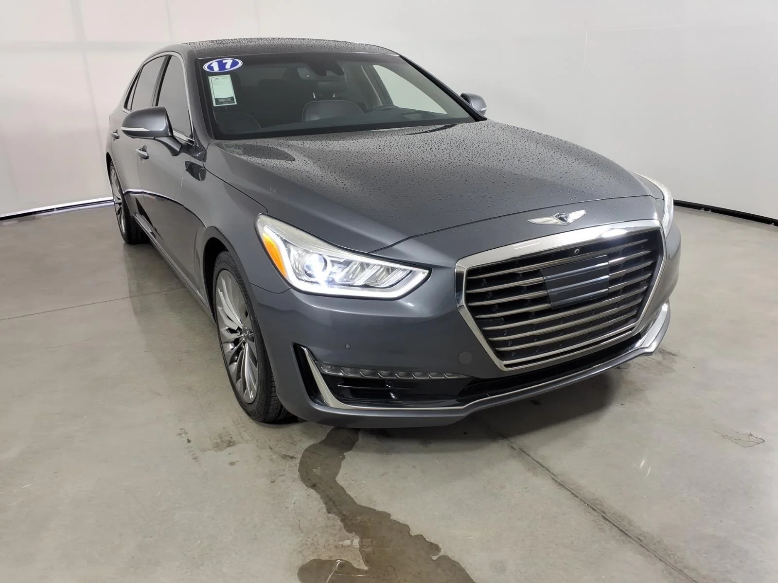 Used 2017 London Gray Metallic Genesis 3.3T Premium image 19