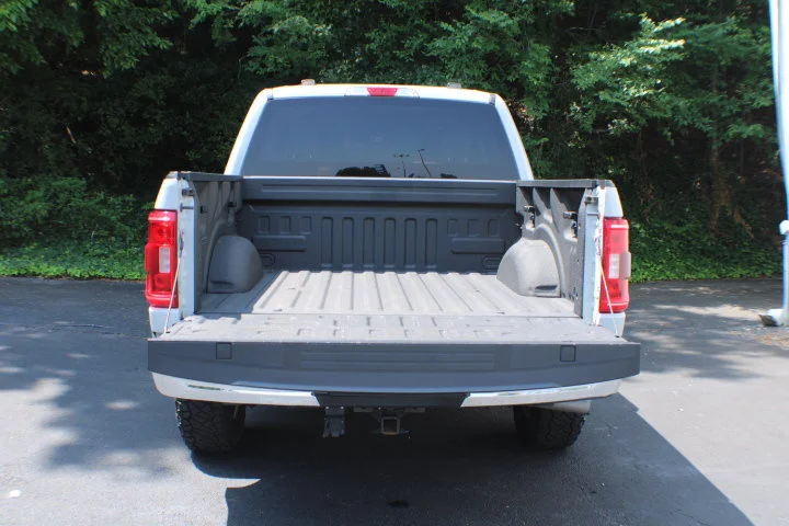 Used 2023  Ford  image 15