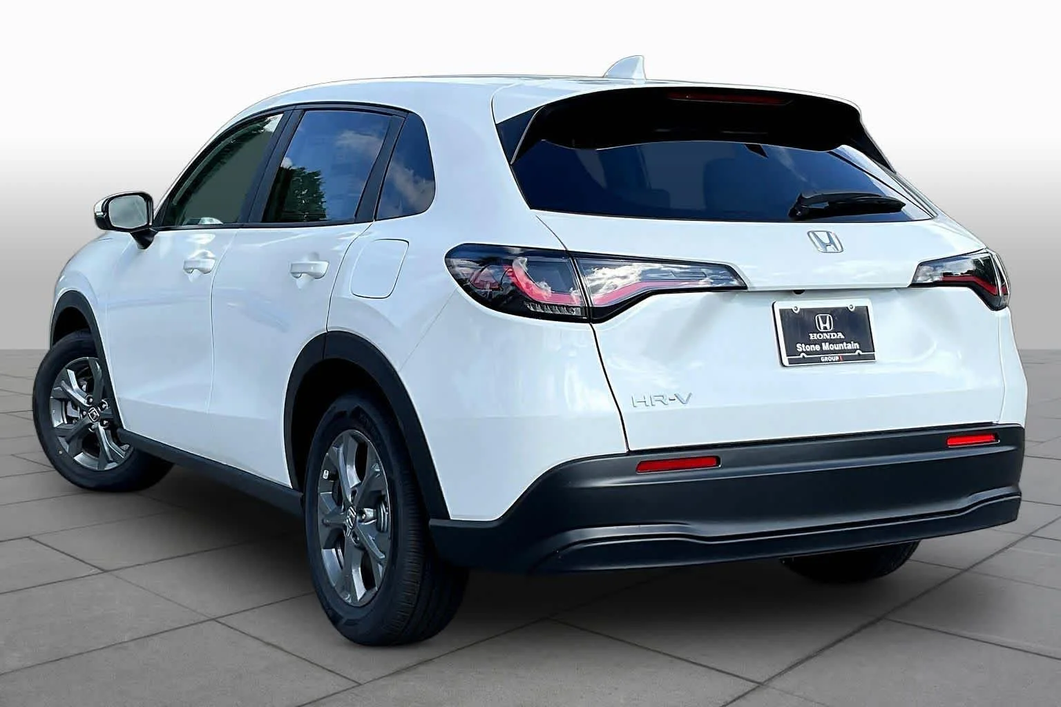 New 2027 Platinum White Pearl Honda LX image 12