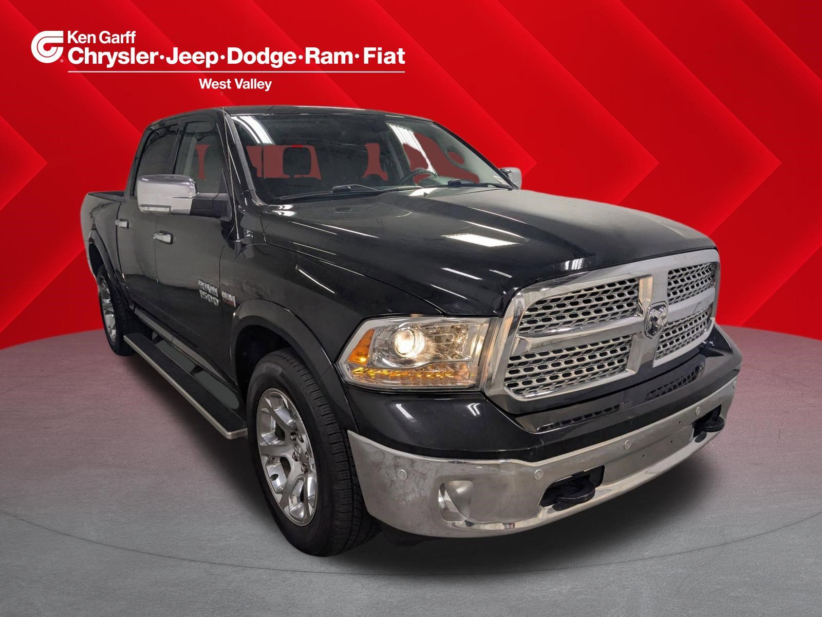 2018 RAM 1500 Laramie 4x4 Crew Cab 5'7's photo