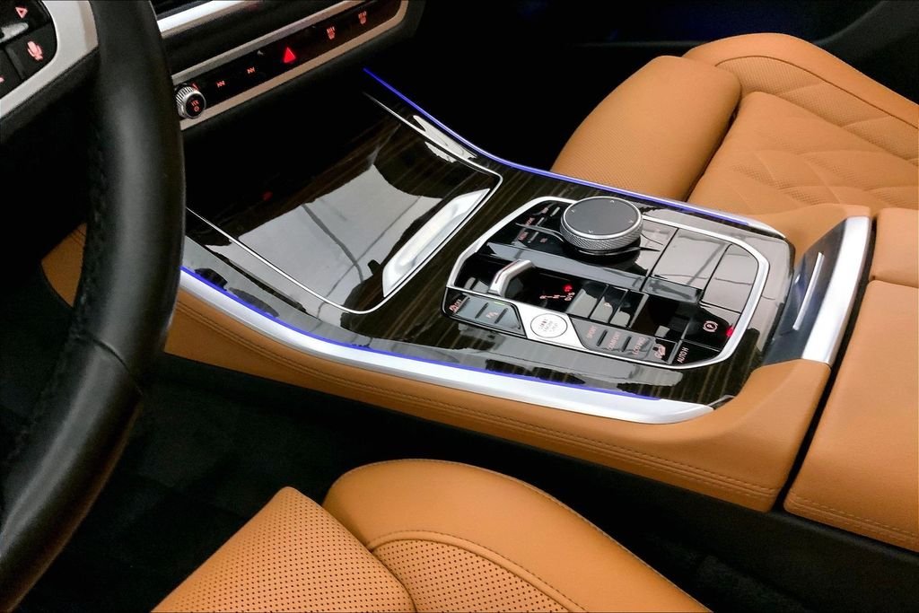 Used 2024 Mineral White Metallic BMW  image 22