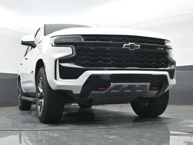 Used 2023 White Chevrolet Z71 image 49