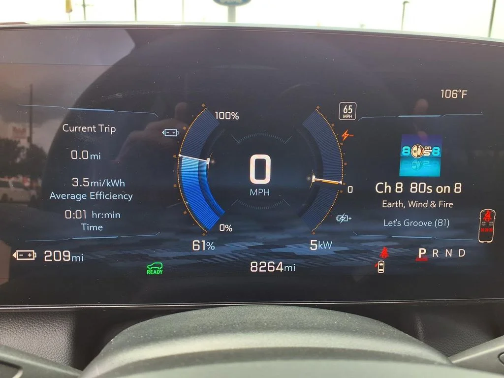 Used 2025 Black Chevrolet LT image 9