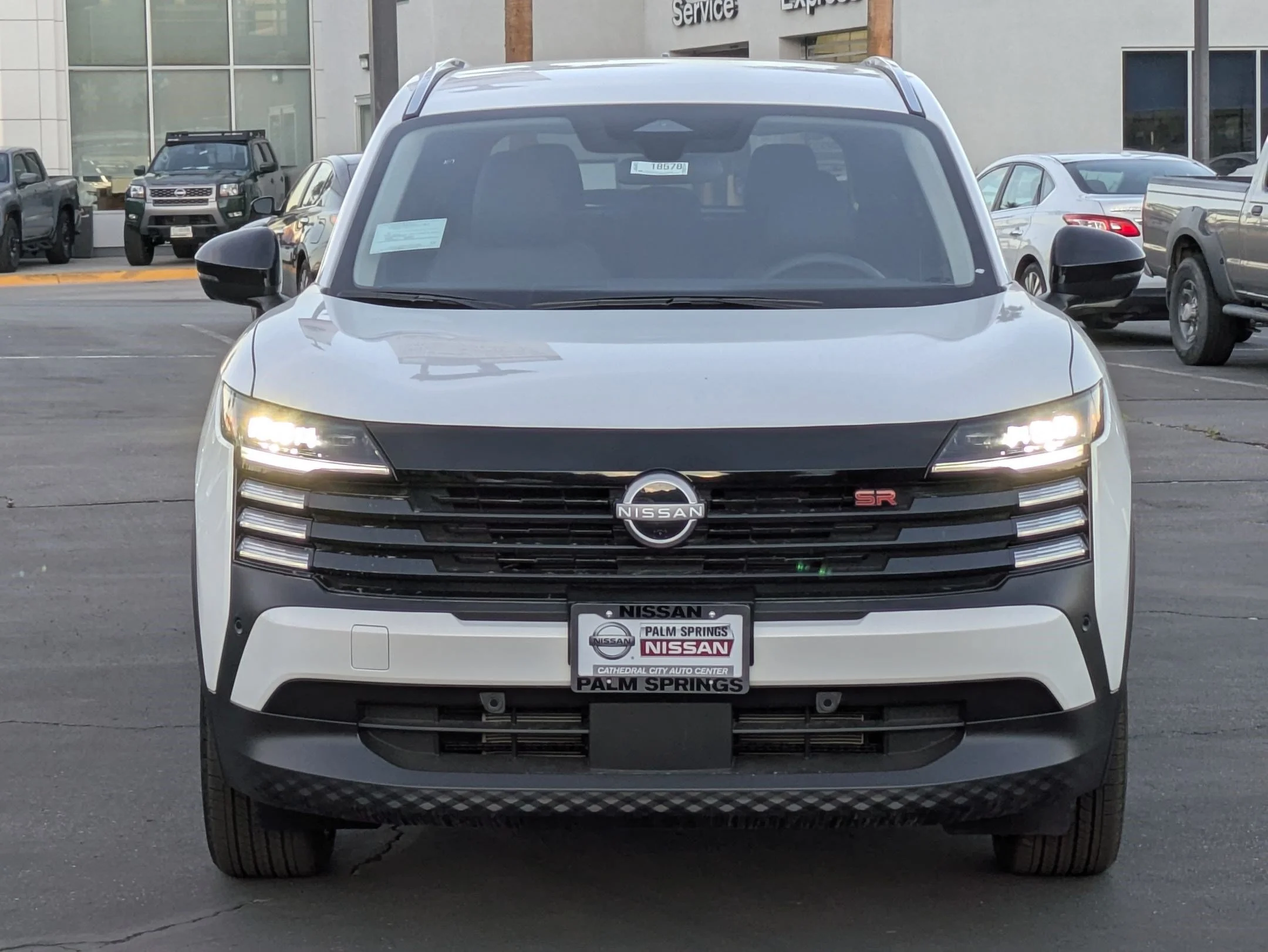 New 2026 Aspen White Tricoat Nissan SR image 7