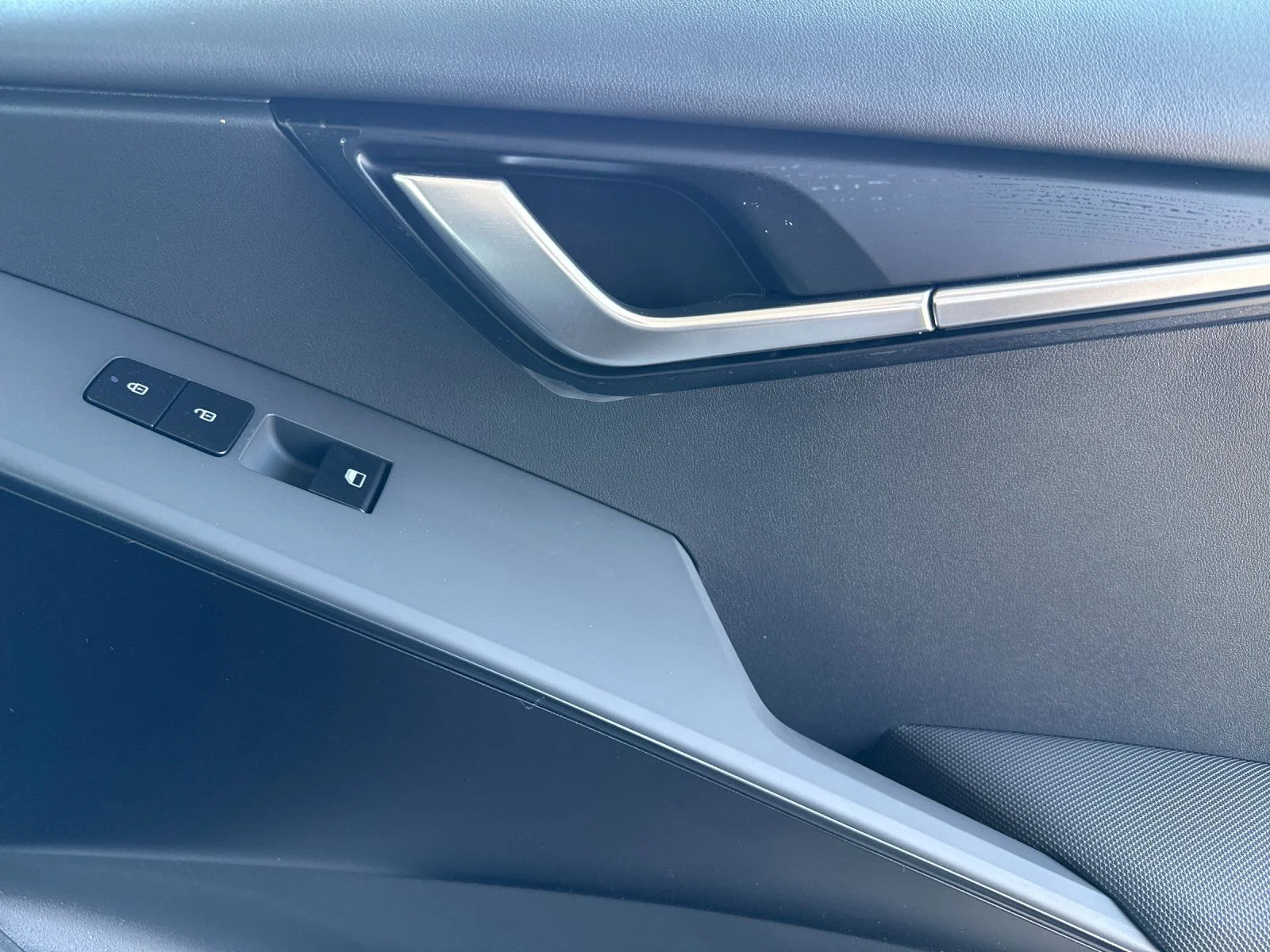New 2026 Black Kia LX image 18